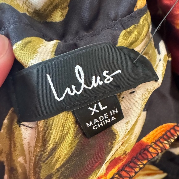 Lulu’s Chic Importance Black Floral Satin Backless Wide Leg Jumpsuit - Picture 7 of 11